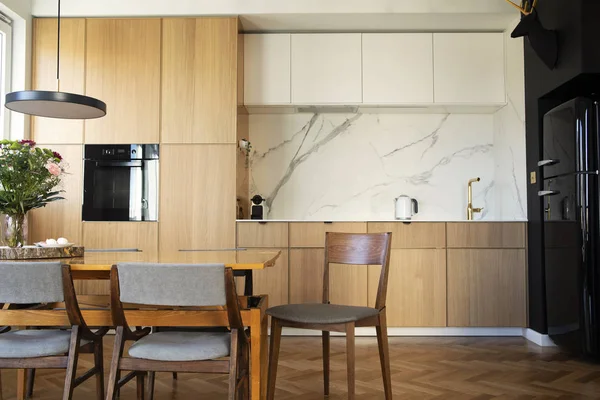 Interior Apartamento Moderno Cores Quentes Madeira — Fotografia de Stock