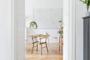 Şık kişisel aksesuarlar ile rahat dairede oturma odası nın tasarım boho iç. 