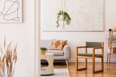 Şık kişisel aksesuarlar ile rahat dairede oturma odası nın tasarım boho iç. 
