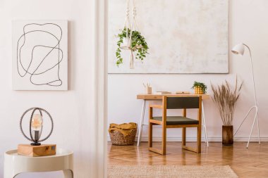 Şık kişisel aksesuarlar ile rahat dairede oturma odası nın tasarım boho iç. 