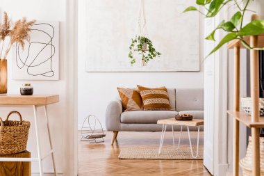Şık kişisel aksesuarlar ile rahat dairede oturma odası nın tasarım boho iç. 