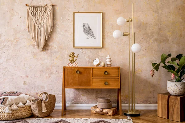 Modern Retro Sammansättning Vardagsrum Med Trä Vintage Commode Möbler Lampa — Stockfoto