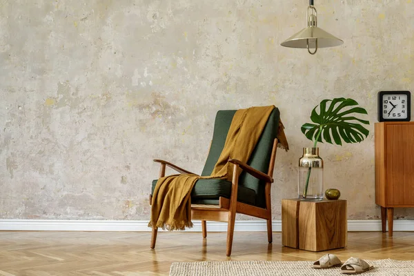 Moderne Retro Komposition Der Wohnzimmereinrichtung Mit Design Sessel Würfel Tropischem — Stockfoto