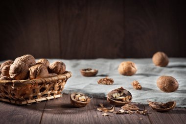 fındık sepeti kurulları masa.