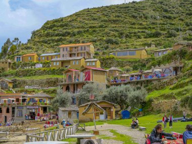 Copacabana, Bolivya - 29 Ocak 2014: şehir Copacabana adlı Titikaka Gölü, Bolivya
