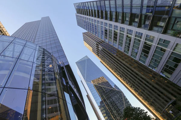 Edificios Modernos Centro Seattle Vistos Desde Ángulo Bajo — Foto de Stock