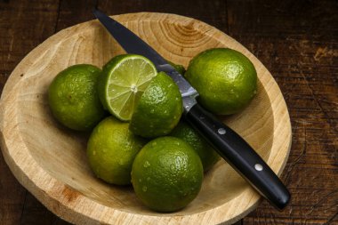 Farsça kireç, ayrıca bilinen Tahiti kireç