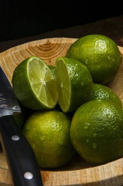 Farsça kireç, ayrıca bilinen Tahiti kireç