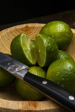 Farsça kireç, ayrıca bilinen Tahiti kireç