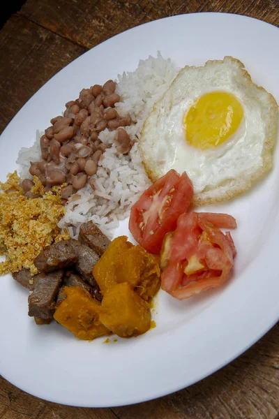 Comida tradicional brasileña —  Fotos de Stock