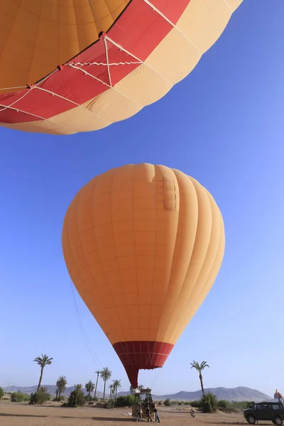摩洛哥热气球在黎明起飞 — 图库照片