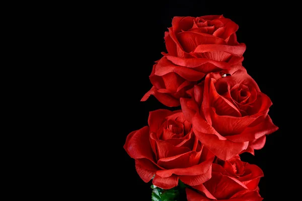 Bouquet Roses Rouges Sur Fond Noir Concept Valentin — Photo