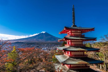 Mt.Fuji ve Pagoda Japonya'da