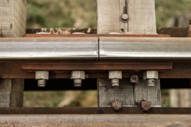 Eski demiryolu cıvata görünümünü kapat