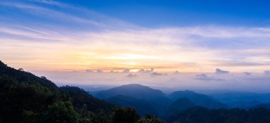Mon Sone View Point, Doi Pha Hom Pok Milli Parkı, Angkhang mou