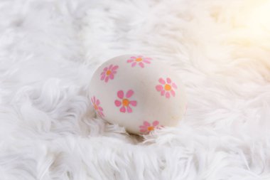 Renkli el yapımı Paskalya yumurtaları