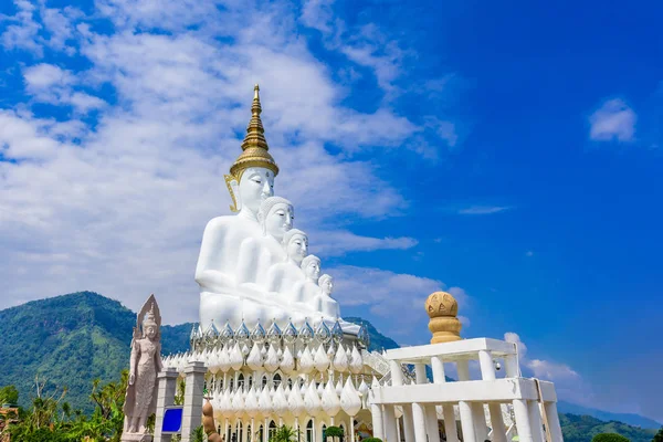 Phetchabun, Wat Phra ki Pha oğlu Kaew tapınağında beyaz Buda 