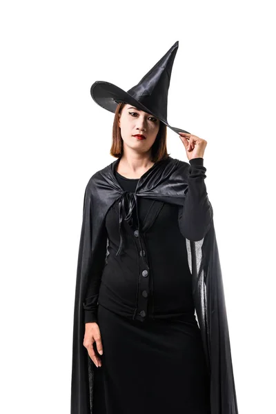 Ritratto di donna in costume nero spaventoso strega halloween standin — Foto Stock