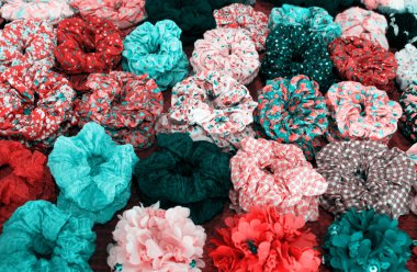 Renkli Tekstil scrunchy. Saç bantları. Filtrelenmiş fotoğraf
