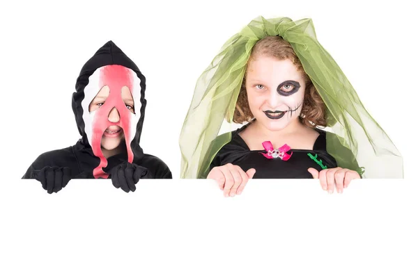 Crianças Com Pintura Facial Trajes Halloween Sobre Uma Tábua Branca — Fotografia de Stock