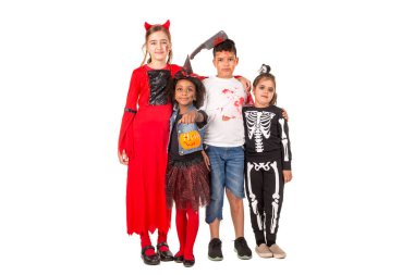 Grup çocuk izole Cadılar Bayramı/Carnaval kostümleri