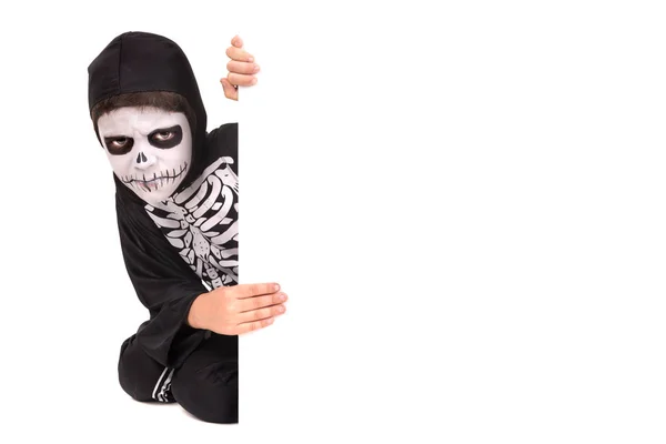 Хлопчик Обличчям Скелетом Хеллоуїн Костюм Над Білою Дошкою — стокове фото