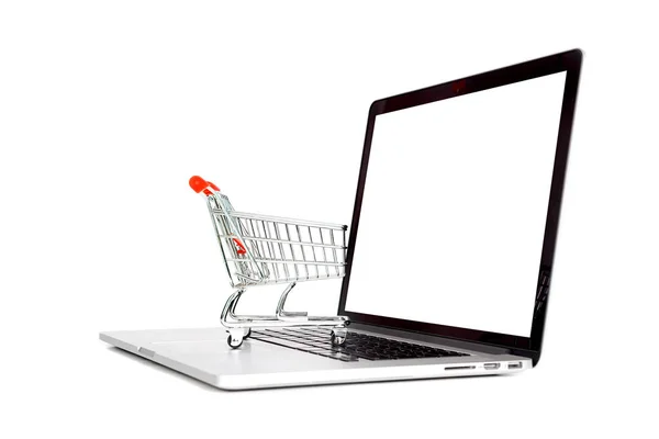 Laptop Com Carrinho Compras Pequeno Isolado Branco — Fotografia de Stock