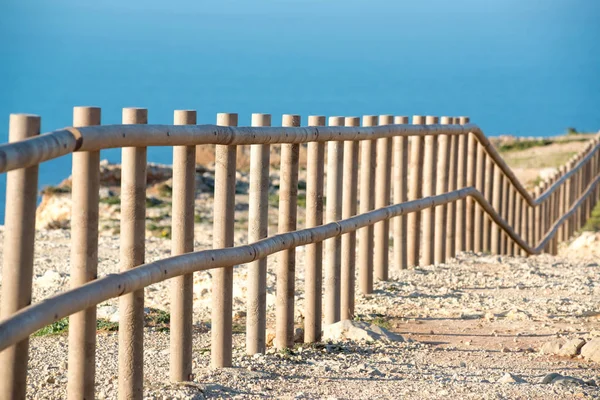 Recinzione Legno Con Mare Sullo Sfondo — Foto Stock