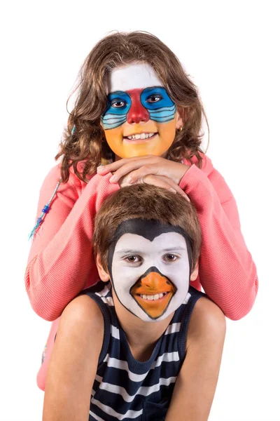 Niños con pintura facial animal — Foto de Stock