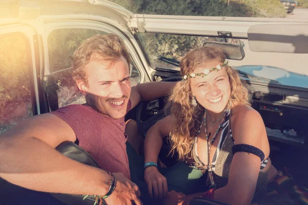 Kaç gün batımında bir araba içinde