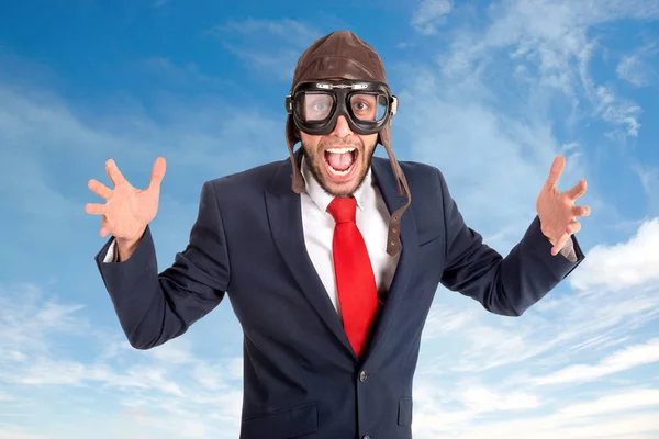 Hombre Negocios Feliz Con Gafas Piloto Contra Cielo —  Fotos de Stock