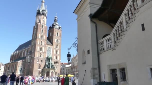 Cracovia Polonia Mayo 2018 Los Turistas Caminan Por Centro Ciudad — Vídeos de Stock