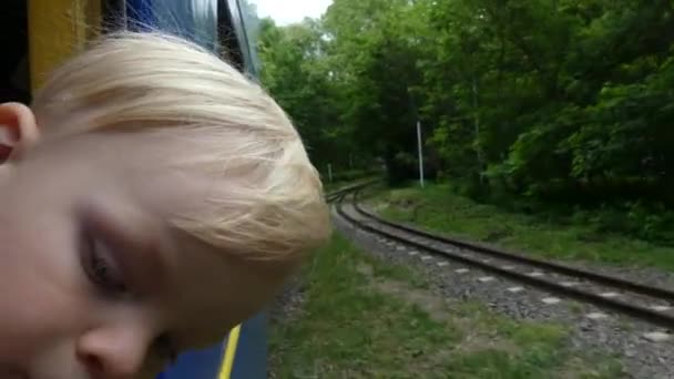 Kiev Ukraine May 2018 Child Looks Out Window Traveling Train — Stock Video