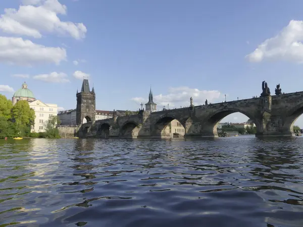 Praga República Checa Maio 2018 Charles Bridge Rio Vltava Vista — Fotografia de Stock