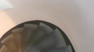 Ceske Budejovice, Çek Cumhuriyeti - 10 Mayıs 2018: görünüm antik çan kulesine çan. Çan iç. Çan.