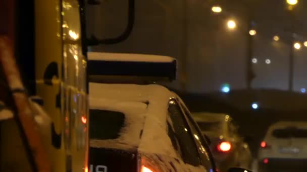 Μπλε Φώτα Ενός Αυτοκινήτου Της Αστυνομίας Ειδικών Σημάτων Flashers Από — Αρχείο Βίντεο