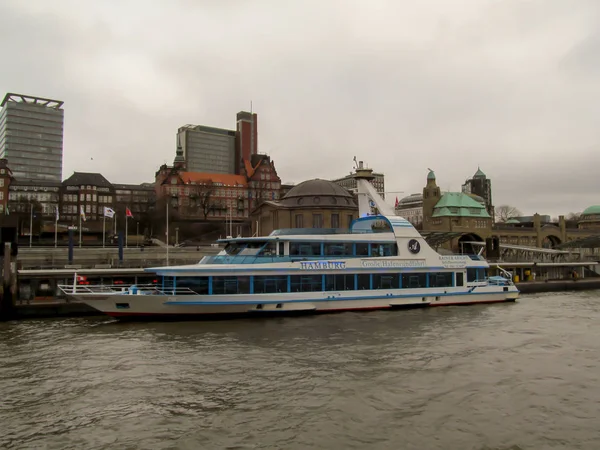 Hamburg Almanya Şubat 2015 Hamburg Liman Manzarası Hamburg Liman Gemi — Stok fotoğraf