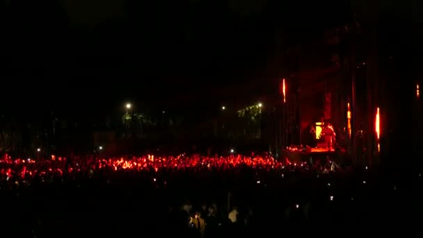 Kiev Ukrayna Eylül 2018 Birçok Seyirci Sahne Önünde Ellerini Müzik — Stok video
