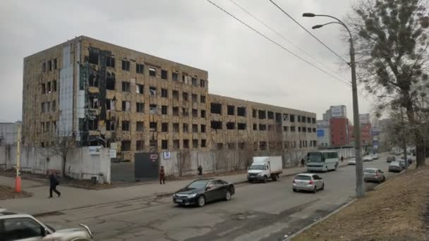 Kiev Oekraïne Maart 2019 Onvoltooide Verlaten Gebouw Een Straat Van — Stockvideo