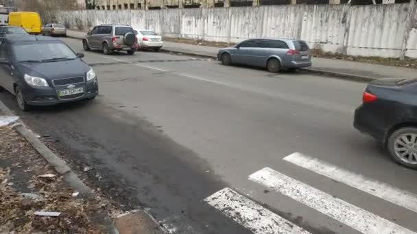 Kiev Ucrânia Março 2019 Edifício Inacabado Abandonado Uma Rua Cidade — Vídeo de Stock