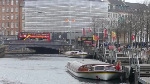 Kodaň Dánsko Březen 2019 Cestující Jezdí Turistickém Autobusovém Autobusu Hop — Stock video