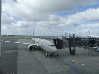 Kopenhag, Danimarka - Mart 2019: Havaalanında uçak 