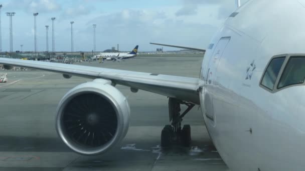 Κοπεγχάγη Δανία Μάρτιος 2019 Αεροπλάνο Προσγειώνεται Στο Αεροδρόμιο Kastrup Αεροδρόμιο — Αρχείο Βίντεο