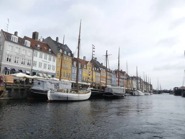 Copenhague Danemark Mars 2019 Vue Nyhavn Bateaux Debout Sur Jetée — Photo