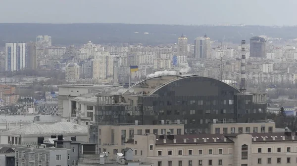 Вид на городскую собственность. Городская недвижимость. Вид на город — стоковое фото