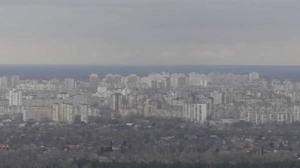 Vista da propriedade da cidade. Imóveis da cidade. Vista de Kiev Ukrain — Fotografia de Stock