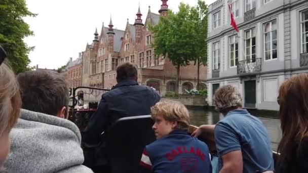 Brugia Belgia Maj 2019 Widok Kanału Wodnego Centrum Miasta Turystyczny — Wideo stockowe