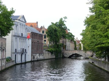 Bruges, Belçika - Mayıs 2019: Cit'teki su kanalının görünümü