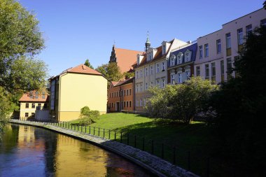 Bydgoszcz, Polonya - Eylül 2019: Şehir su kanalı manzarası