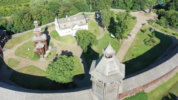 Légi kilátás Baturyn kastély a Seim folyó Csernyigov régió Ukrajna, Európa. Ősi erődítmény. Fakastély — Stock videók
